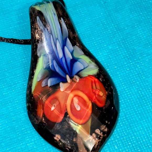 Glass Pendants plus cords - Picture 5 of 5